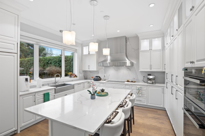 Photo 5 at 2756 W 38th Avenue, Kerrisdale, Vancouver West