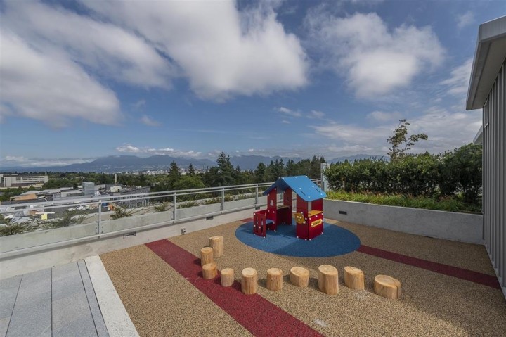 Photo 5 at 306 - 4988 Cambie Street, Cambie, Vancouver West