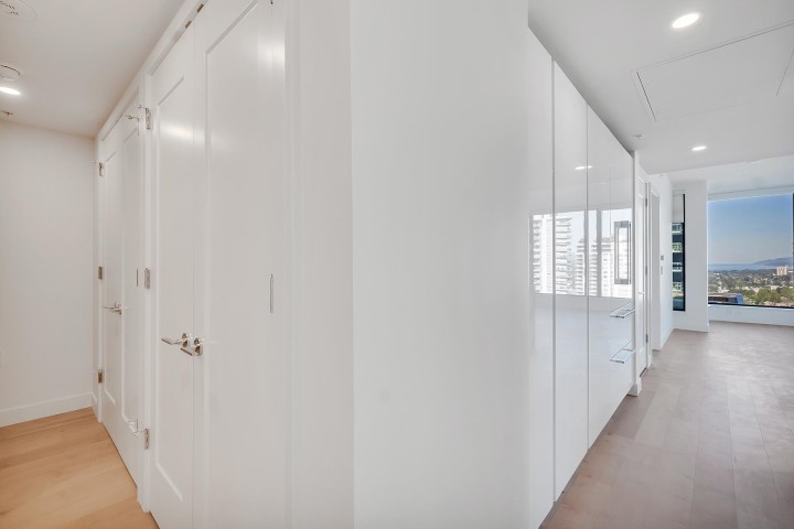 Photo 17 at 1006 - 135 13th Street, Central Lonsdale, North Vancouver