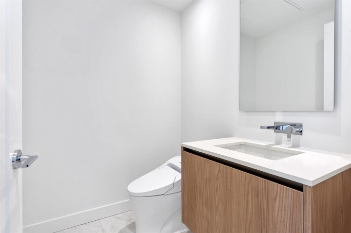 Photo 26 at 1006 - 135 13th Street, Central Lonsdale, North Vancouver