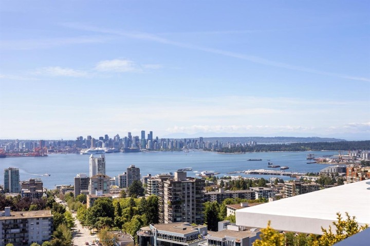 Photo 1 at 1006 - 135 13th Street, Central Lonsdale, North Vancouver