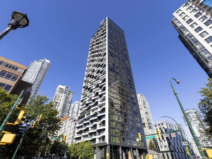 Photo 5 at 1104 - 889 Pacific Street, Downtown VW, Vancouver West