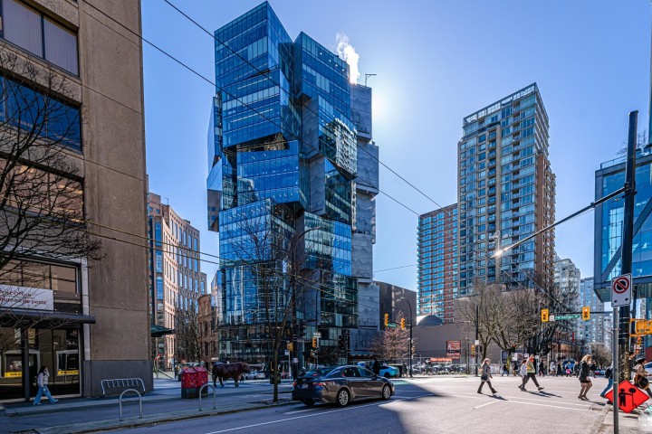 Photo 36 at 2005 - 788 Richards Street, Downtown VW, Vancouver West