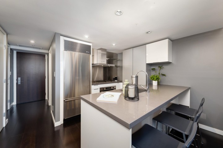 Photo 14 at 2005 - 788 Richards Street, Downtown VW, Vancouver West