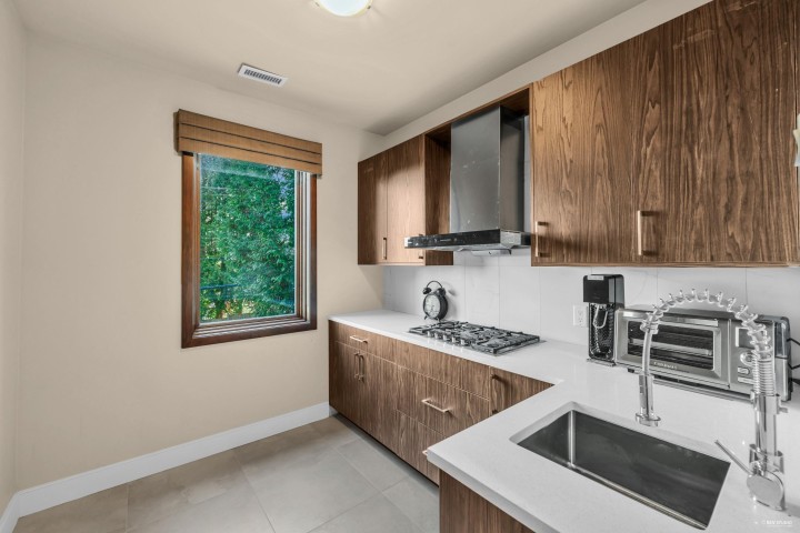 Photo 16 at 4742 Caulfeild Drive, Caulfeild, West Vancouver