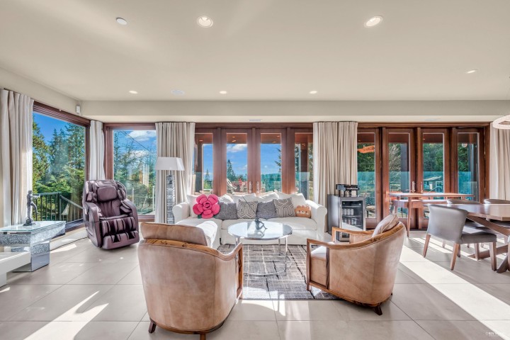 Photo 7 at 4742 Caulfeild Drive, Caulfeild, West Vancouver