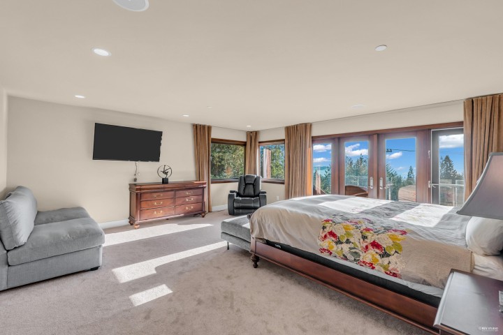 Photo 24 at 4742 Caulfeild Drive, Caulfeild, West Vancouver