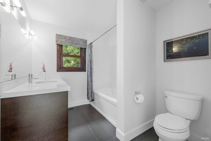 Photo 30 at 4742 Caulfeild Drive, Caulfeild, West Vancouver