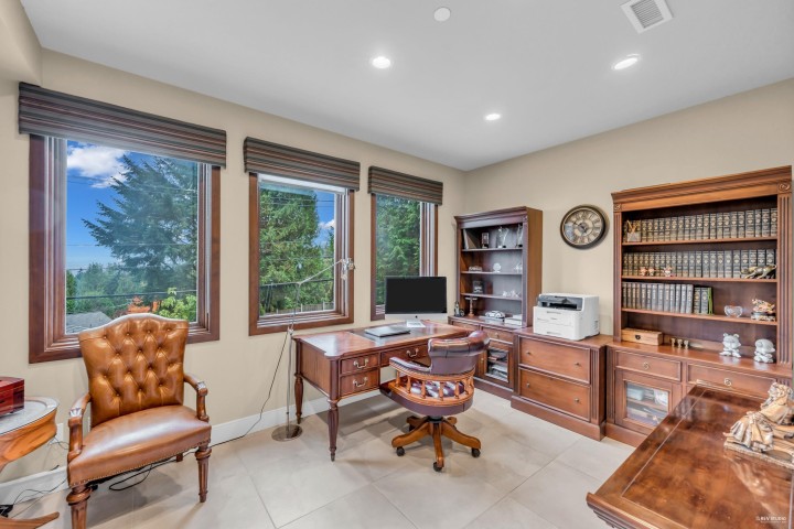 Photo 14 at 4742 Caulfeild Drive, Caulfeild, West Vancouver