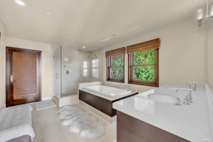 Photo 25 at 4742 Caulfeild Drive, Caulfeild, West Vancouver