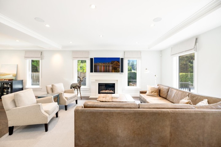 Photo 6 at 3850 St. Marys Avenue, Upper Lonsdale, North Vancouver