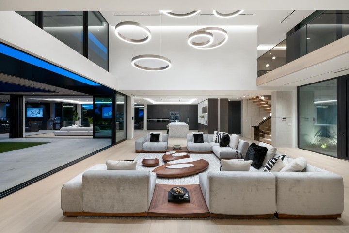 Photo 13 at 690 Knockmaroon Road, British Properties, West Vancouver