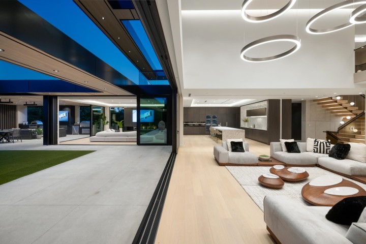 Photo 8 at 690 Knockmaroon Road, British Properties, West Vancouver