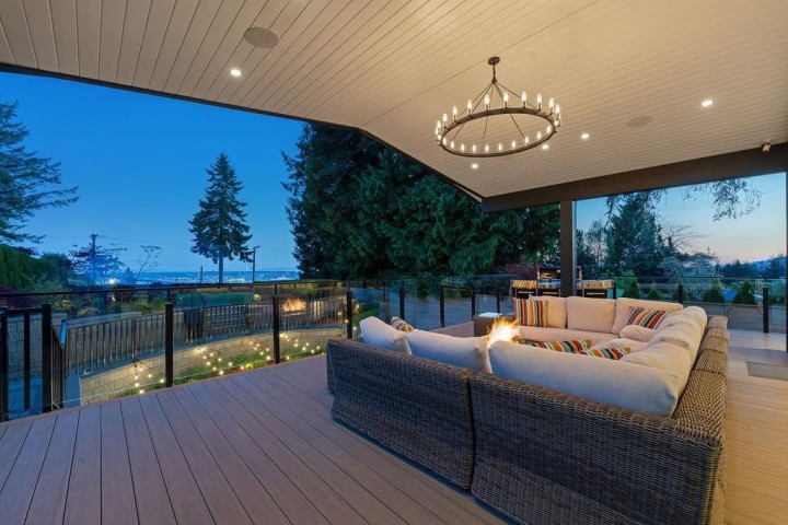 Photo 32 at 105 Monte Vista Court, Upper Lonsdale, North Vancouver