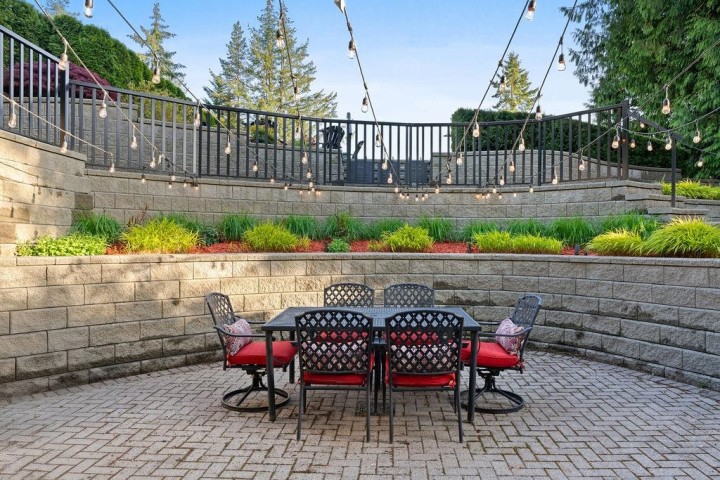 Photo 30 at 105 Monte Vista Court, Upper Lonsdale, North Vancouver