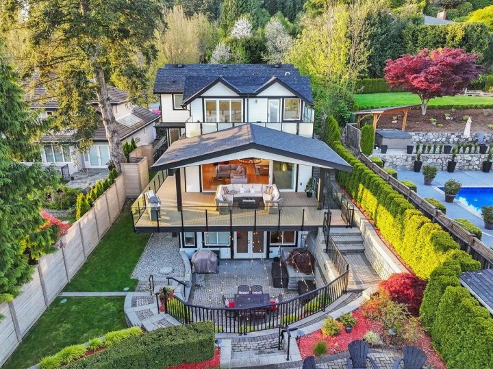 Photo 35 at 105 Monte Vista Court, Upper Lonsdale, North Vancouver