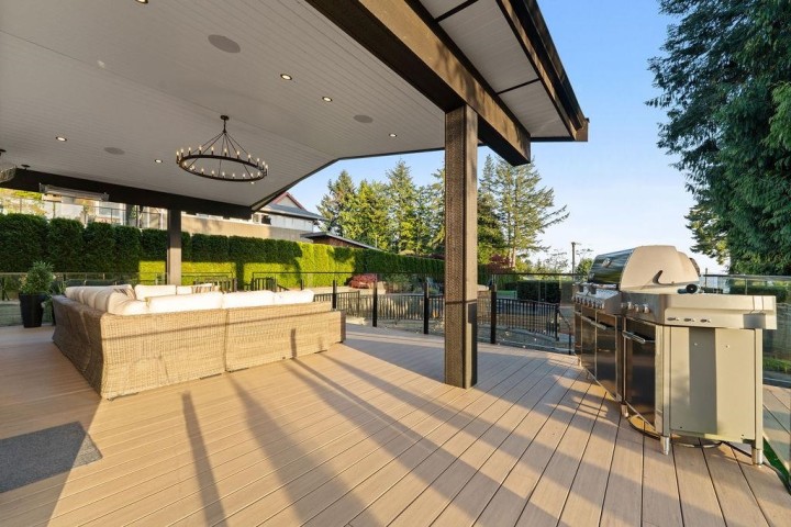 Photo 39 at 105 Monte Vista Court, Upper Lonsdale, North Vancouver