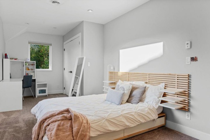 Photo 25 at 105 Monte Vista Court, Upper Lonsdale, North Vancouver