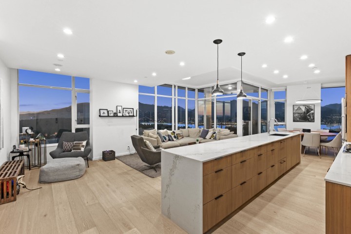 Photo 1 at 3701 - 1211 Melville Street, Coal Harbour, Vancouver West