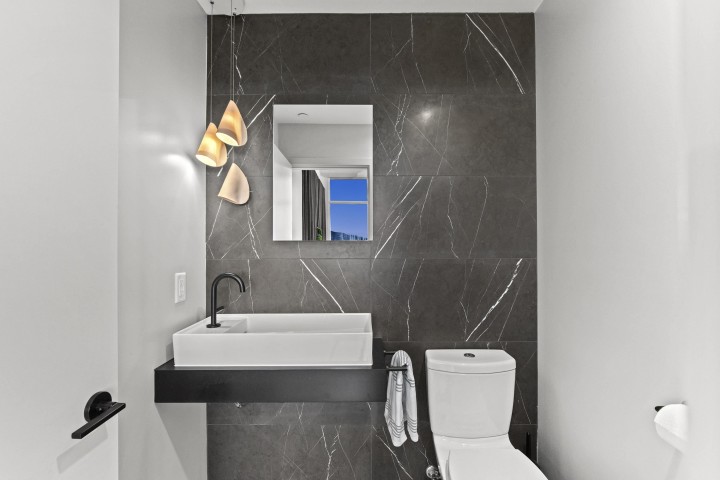 Photo 10 at 3701 - 1211 Melville Street, Coal Harbour, Vancouver West