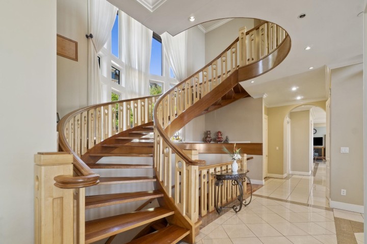 Photo 18 at 2523 Marr Creek Court, Whitby Estates, West Vancouver