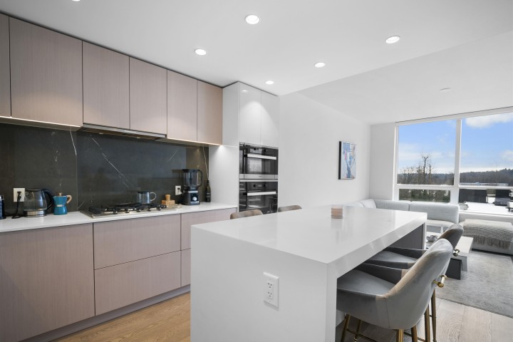 Photo 9 at 505 - 1675 Lions Gate Lane, Pemberton NV, North Vancouver