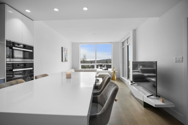 Photo 10 at 505 - 1675 Lions Gate Lane, Pemberton NV, North Vancouver