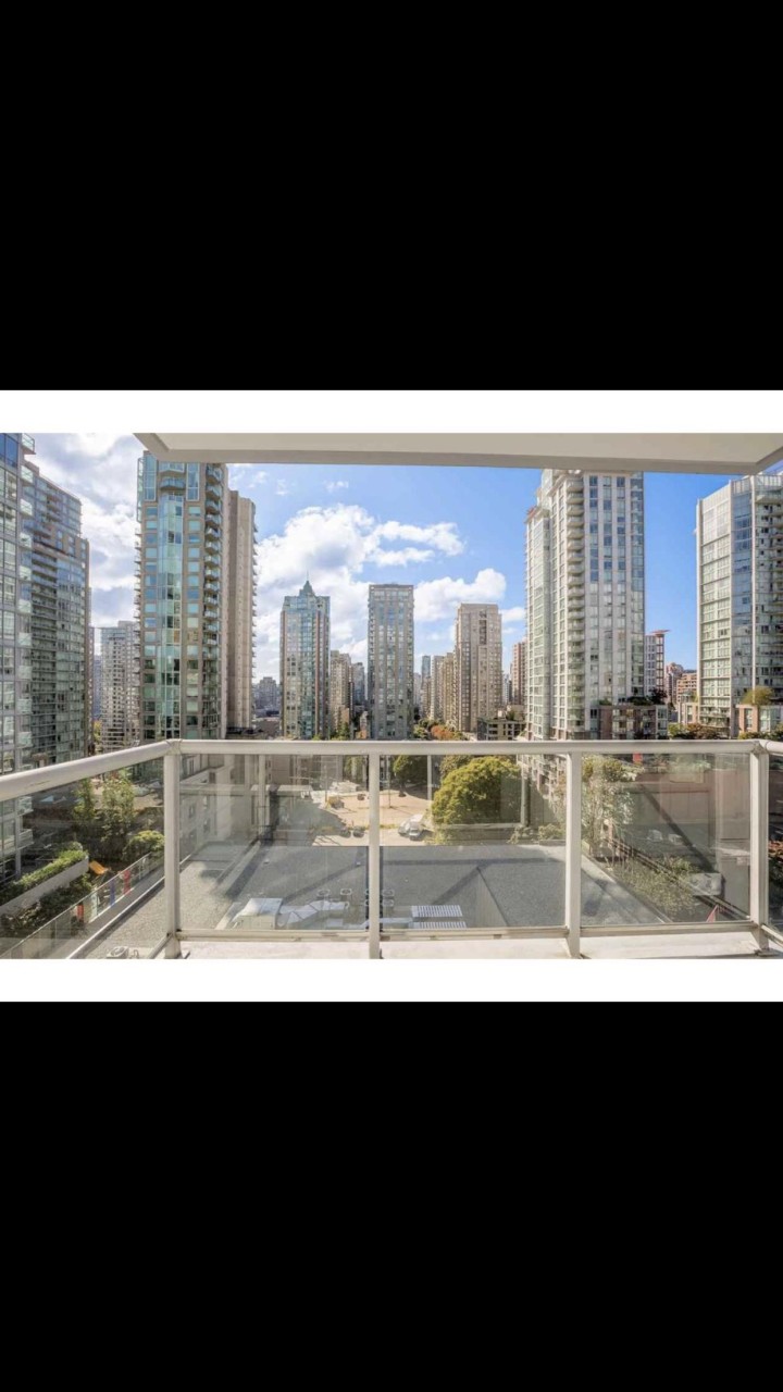 Photo 1 at 907 - 480 Robson Street, Downtown VW, Vancouver West