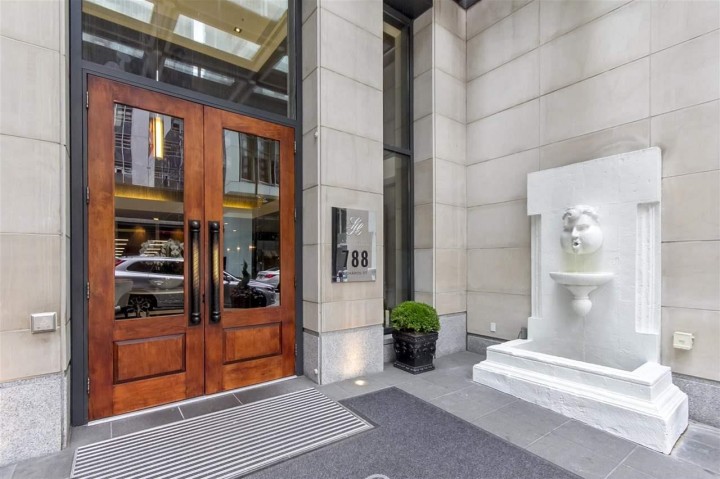 Photo 10 at 803 - 788 Richards Street, Downtown VW, Vancouver West