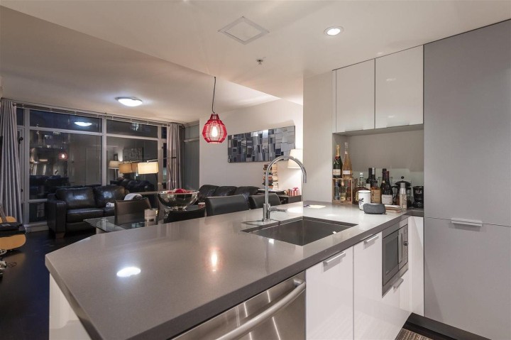 Photo 4 at 803 - 788 Richards Street, Downtown VW, Vancouver West