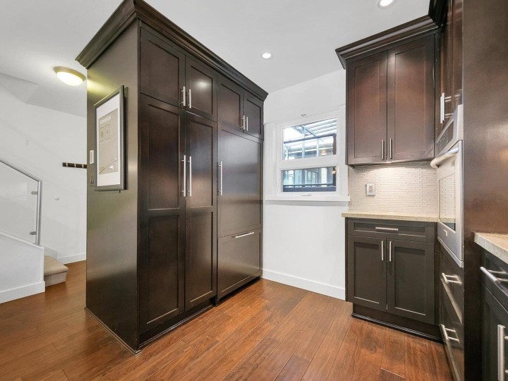 Photo 6 at 204 - 3788 W 10th Avenue, Point Grey, Vancouver West