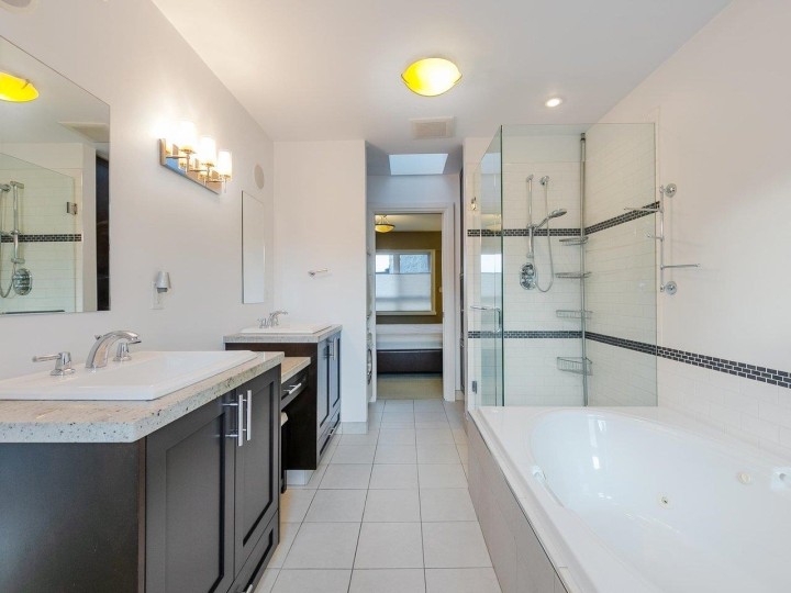 Photo 17 at 204 - 3788 W 10th Avenue, Point Grey, Vancouver West