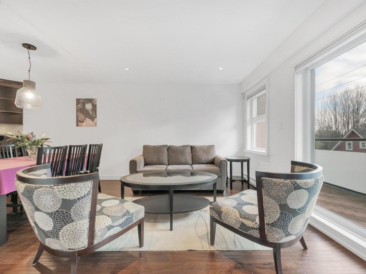 Photo 9 at 204 - 3788 W 10th Avenue, Point Grey, Vancouver West