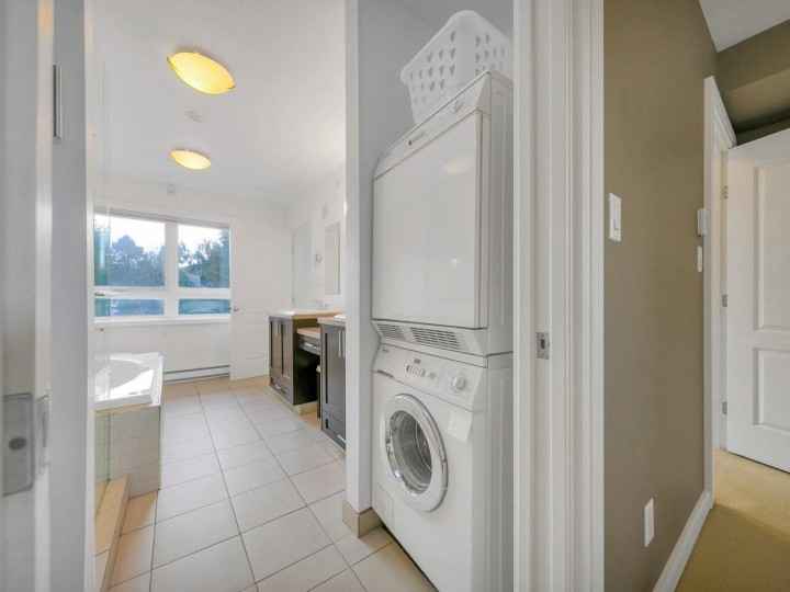 Photo 18 at 204 - 3788 W 10th Avenue, Point Grey, Vancouver West