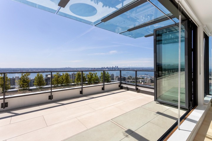 Photo 2 at 1602 - 135 E 13th Street, Central Lonsdale, North Vancouver