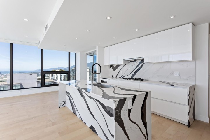 Photo 8 at 1602 - 135 E 13th Street, Central Lonsdale, North Vancouver