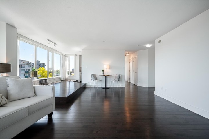 Photo 5 at 903 - 5425 Yew Street, Kerrisdale, Vancouver West