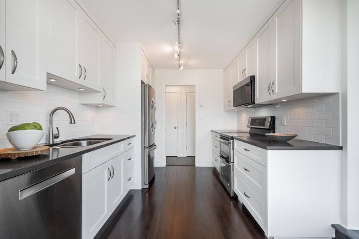 Photo 9 at 903 - 5425 Yew Street, Kerrisdale, Vancouver West