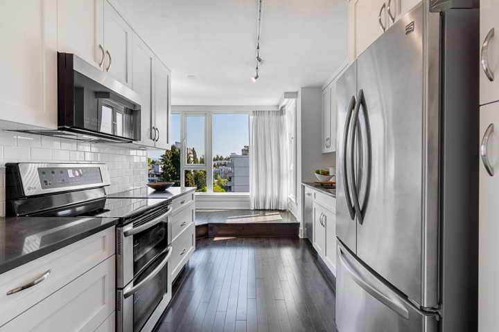 Photo 10 at 903 - 5425 Yew Street, Kerrisdale, Vancouver West