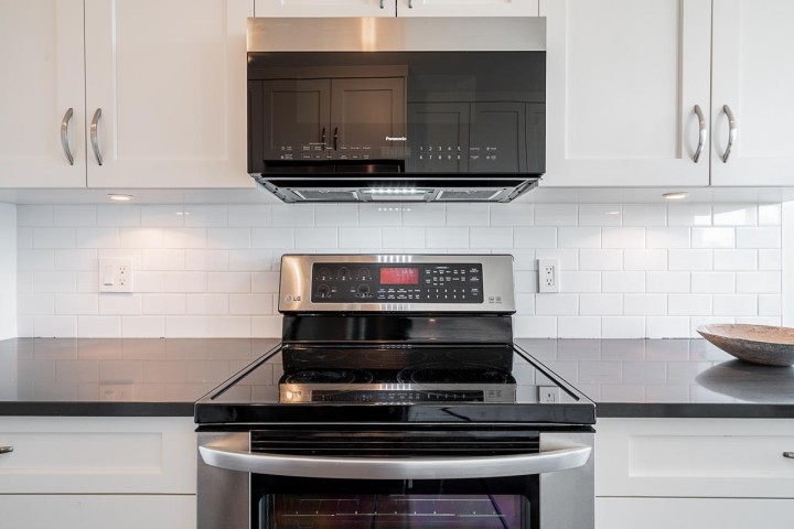 Photo 11 at 903 - 5425 Yew Street, Kerrisdale, Vancouver West