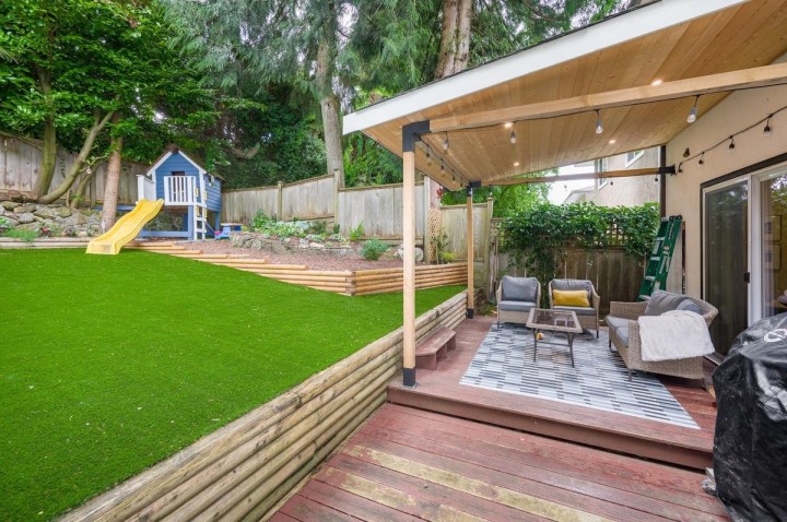 Photo 11 at 3338 Mahon Avenue, Upper Lonsdale, North Vancouver