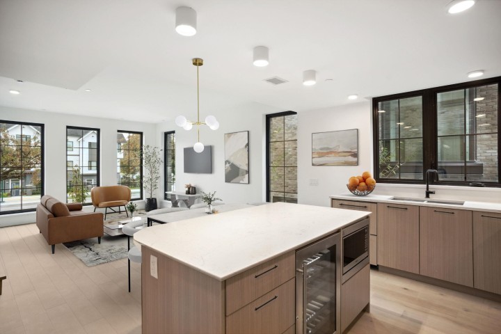 Photo 2 at 101 - 157 W King Edward Avenue, Cambie, Vancouver West