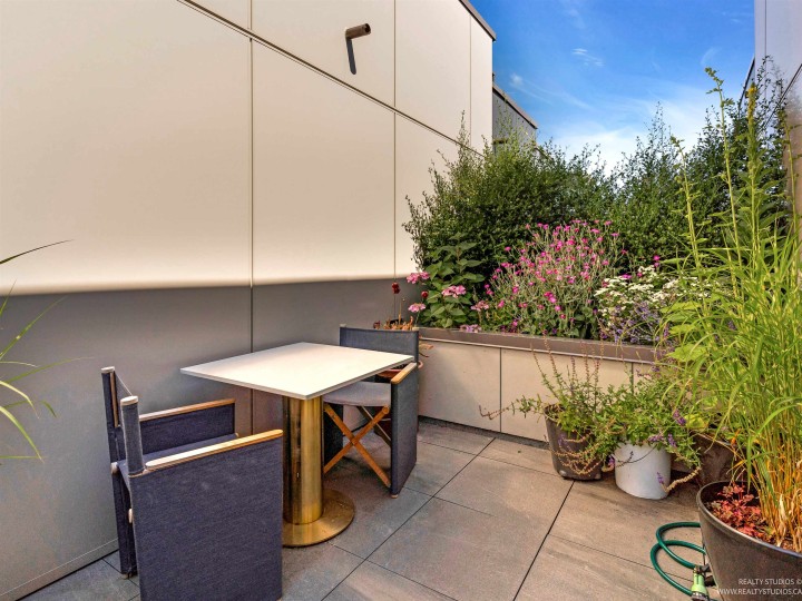 Photo 7 at 7 - 2366 Birch Street, Fairview VW, Vancouver West