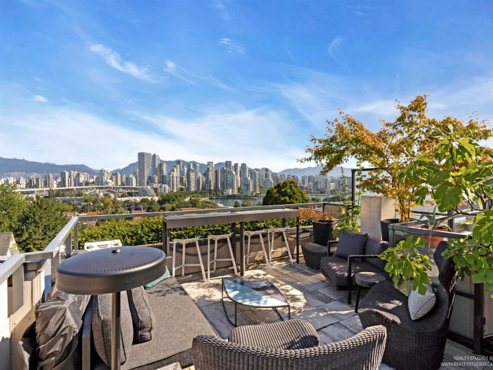 Photo 1 at 7 - 2366 Birch Street, Fairview VW, Vancouver West