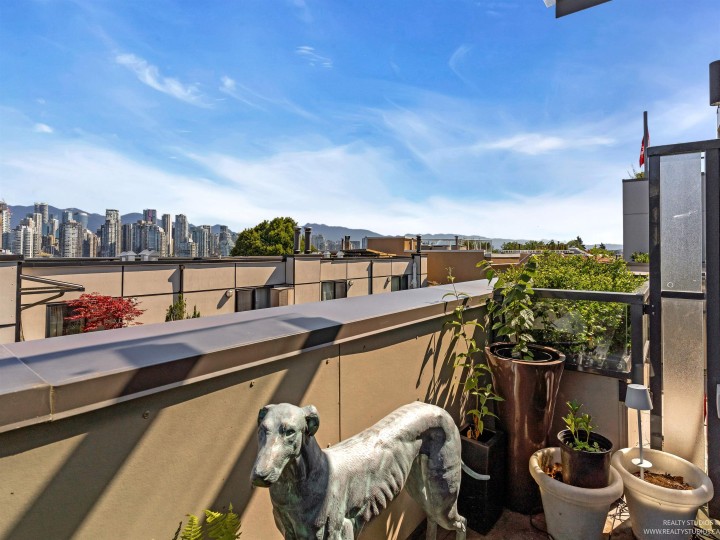 Photo 10 at 7 - 2366 Birch Street, Fairview VW, Vancouver West