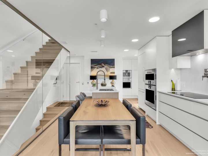 Photo 4 at 7 - 2366 Birch Street, Fairview VW, Vancouver West