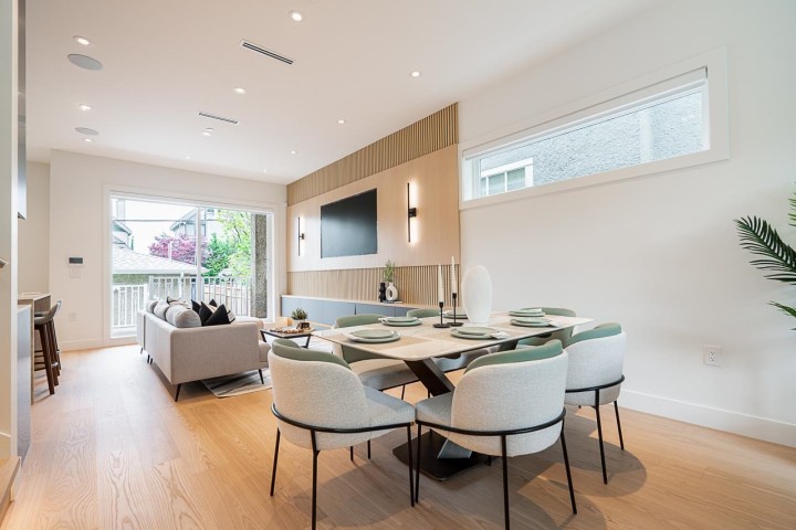 Photo 6 at 2561 W 2nd Avenue, Kitsilano, Vancouver West