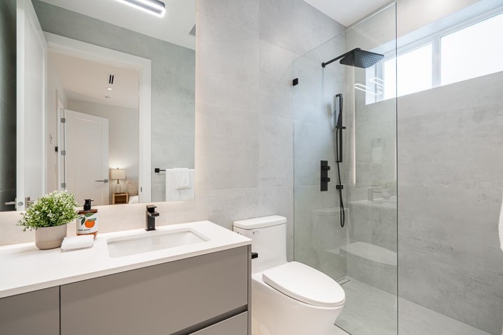 Photo 26 at 2561 W 2nd Avenue, Kitsilano, Vancouver West