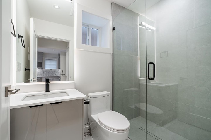 Photo 33 at 2561 W 2nd Avenue, Kitsilano, Vancouver West