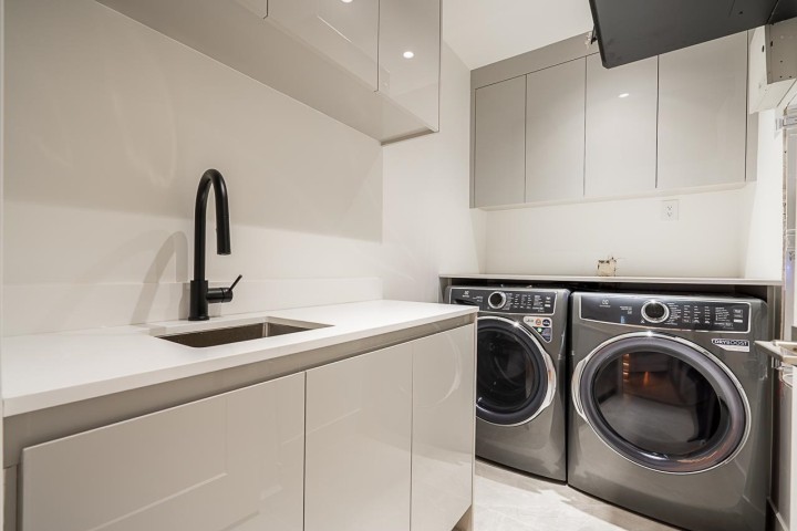 Photo 29 at 2561 W 2nd Avenue, Kitsilano, Vancouver West